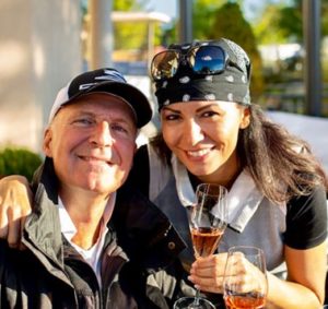Ein passioniertes Golfpaar: Alexander Fackelmann mit seiner Frau Seval. // Foto: Privat